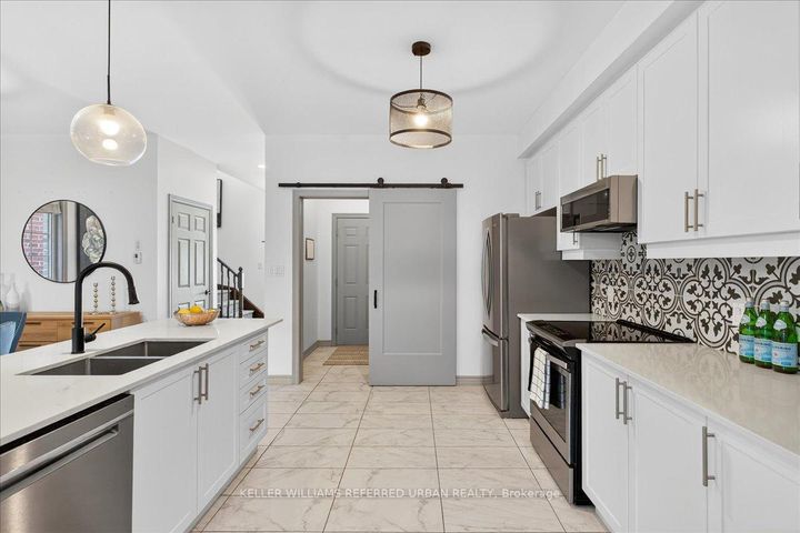 Photo 12 at 431 Rita's Avenue, Summerhill Estates, Newmarket