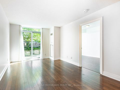 Photo 16 at 324 - 25 Greenview Avenue, Newtonbrook West, Toronto