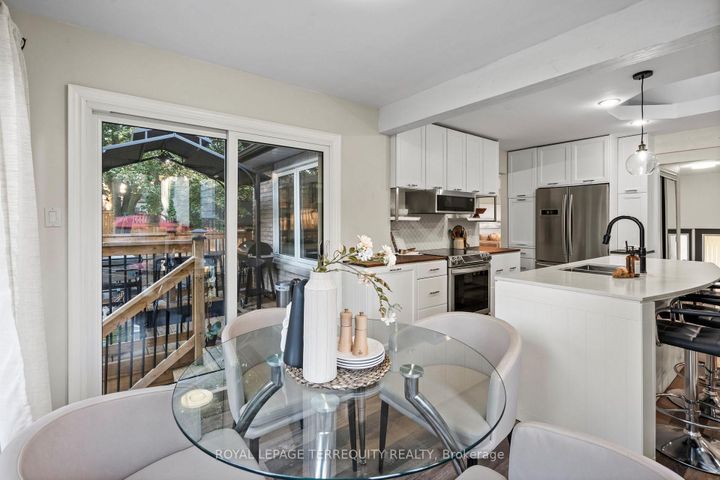 Photo 12 at 708 Aruba Crescent, Northglen, Oshawa