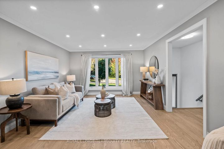 Photo 14 at 708 Aruba Crescent, Northglen, Oshawa
