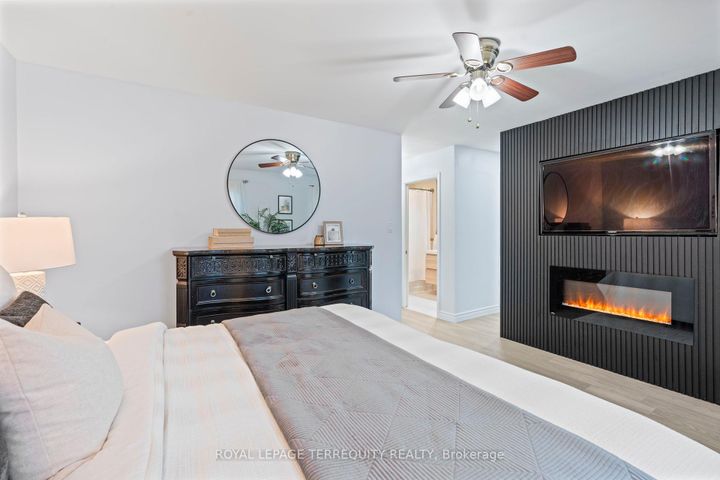 Photo 26 at 708 Aruba Crescent, Northglen, Oshawa