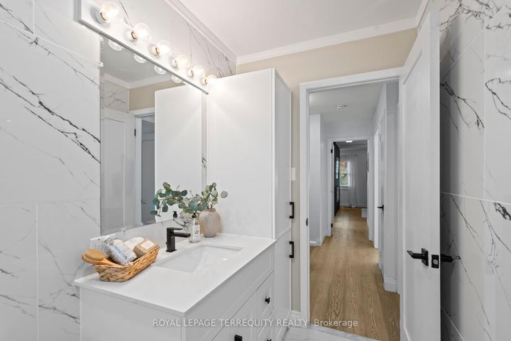 Photo 28 at 708 Aruba Crescent, Northglen, Oshawa