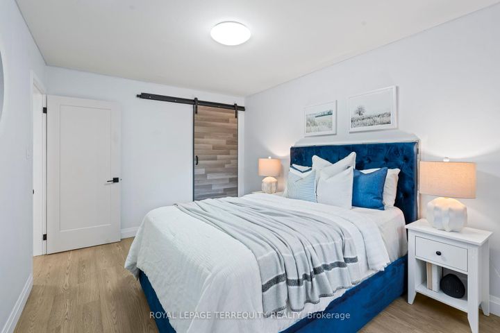 Photo 33 at 708 Aruba Crescent, Northglen, Oshawa