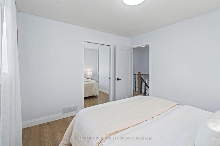 Photo 35 at 708 Aruba Crescent, Northglen, Oshawa