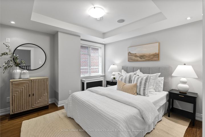 Photo 25 at 32 Parkhurst Boulevard, Leaside, Toronto