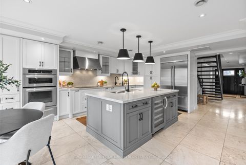 Photo 9 at 32 Parkhurst Boulevard, Leaside, Toronto