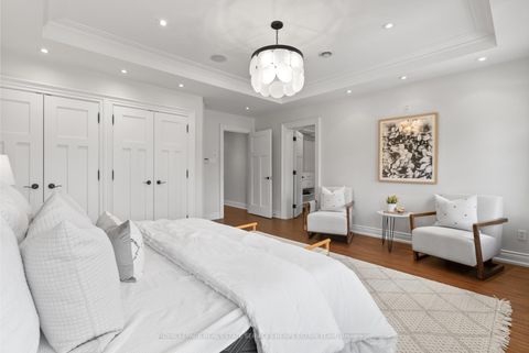 Photo 19 at 32 Parkhurst Boulevard, Leaside, Toronto