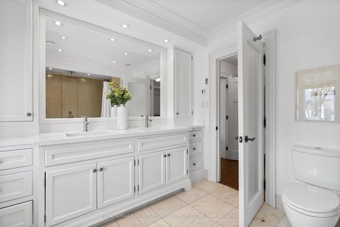 Photo 20 at 32 Parkhurst Boulevard, Leaside, Toronto