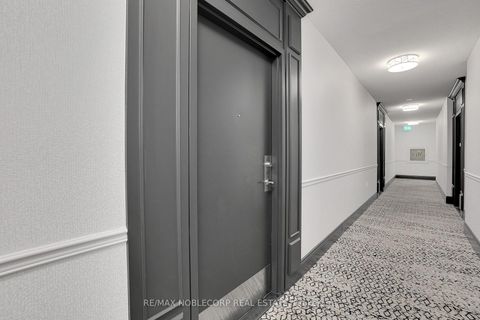 Photo 5 at 421 - 8201 Islington Avenue, Islington Woods, Vaughan Photo 5 at 421 - 8201 Islington Avenue, Islington Woods, Vaughan