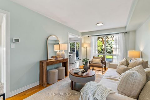 Photo 6 at 4 Hearthstone Crescent, Courtice, Clarington