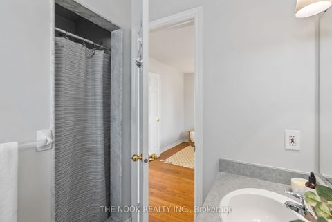 Photo 21 at 4 Hearthstone Crescent, Courtice, Clarington