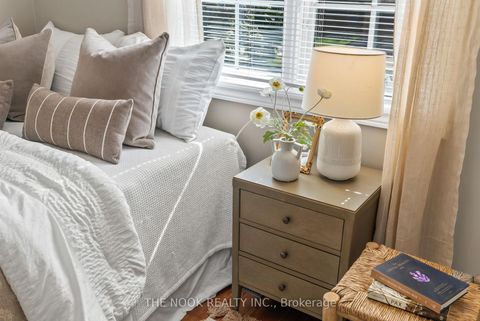 Photo 26 at 4 Hearthstone Crescent, Courtice, Clarington