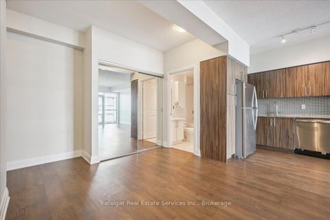 Photo 7 at Lph 01 - 55 Speers Road, CO Central, Oakville