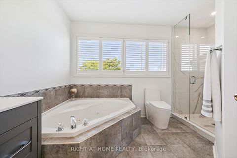 Photo 18 at 1413 Pinecliff Road, WT West Oak Trails, Oakville