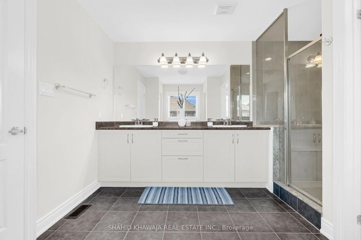 Photo 25 at 3978 Worthview Place, Lisgar, Mississauga