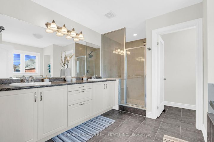 Photo 26 at 3978 Worthview Place, Lisgar, Mississauga
