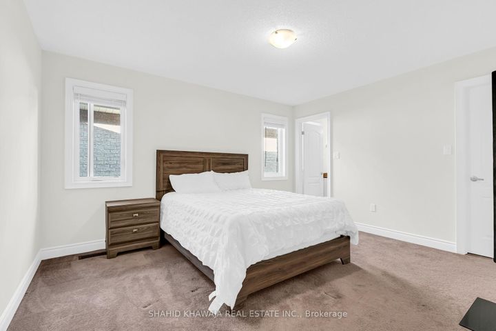 Photo 31 at 3978 Worthview Place, Lisgar, Mississauga