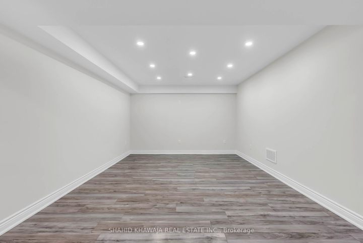 Photo 38 at 3978 Worthview Place, Lisgar, Mississauga