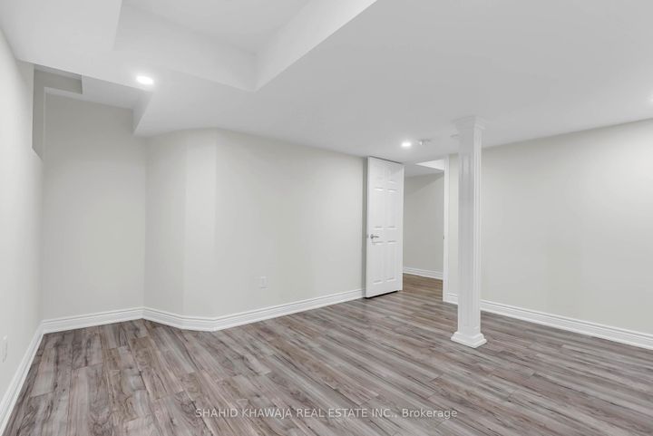 Photo 39 at 3978 Worthview Place, Lisgar, Mississauga
