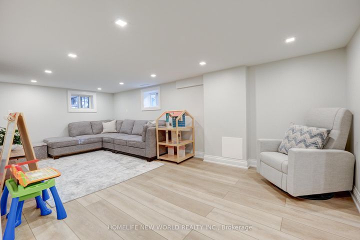 Photo 13 at 42 Eleventh Street N, New Toronto, Toronto