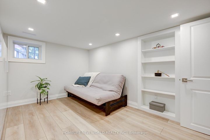 Photo 14 at 42 Eleventh Street N, New Toronto, Toronto