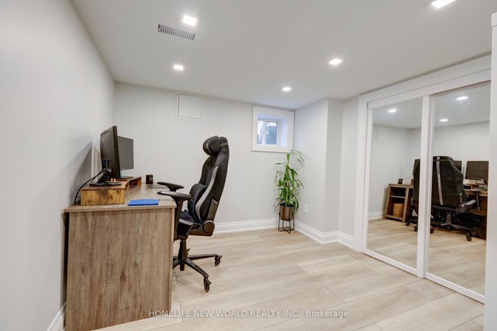 Photo 15 at 42 Eleventh Street N, New Toronto, Toronto