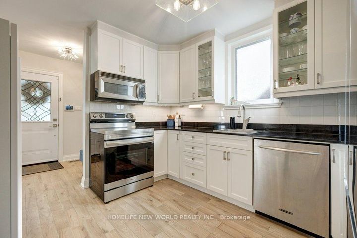 Photo 25 at 42 Eleventh Street N, New Toronto, Toronto