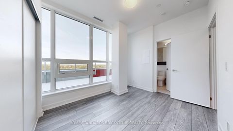 Photo 10 at 711 - 8888 Yonge Street, South Richvale, Richmond Hill