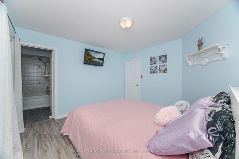 Photo 35 at 3474 Wavecrest Street, BR Bronte, Oakville