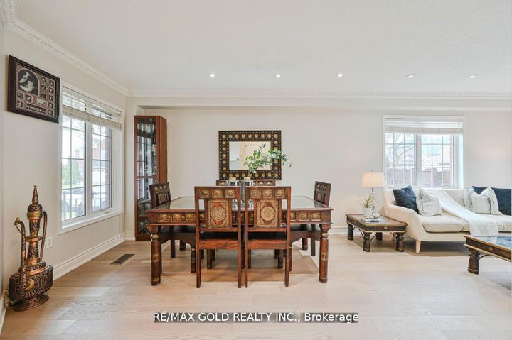 Photo 3 at 44 Ribbon Drive, Wellington, Brampton