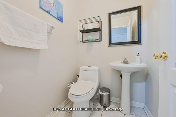 Photo 14 at 44 Ribbon Drive, Wellington, Brampton
