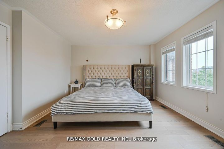Photo 20 at 44 Ribbon Drive, Wellington, Brampton
