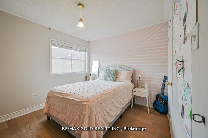 Photo 24 at 44 Ribbon Drive, Wellington, Brampton