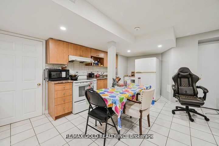 Photo 34 at 44 Ribbon Drive, Wellington, Brampton