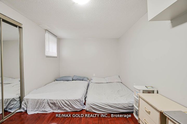 Photo 36 at 44 Ribbon Drive, Wellington, Brampton
