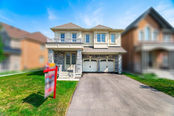 Photo 1 at 49 Puffin Crescent, Wellington North, Brampton