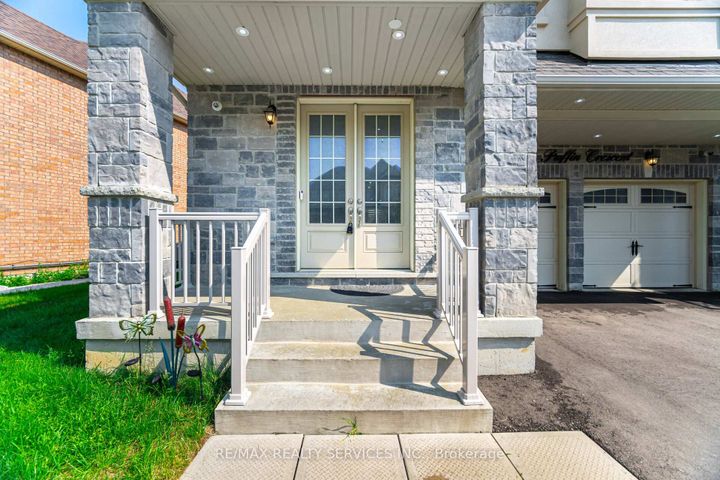 Photo 2 at 49 Puffin Crescent, Wellington North, Brampton