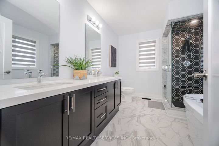 Photo 30 at 49 Puffin Crescent, Wellington North, Brampton