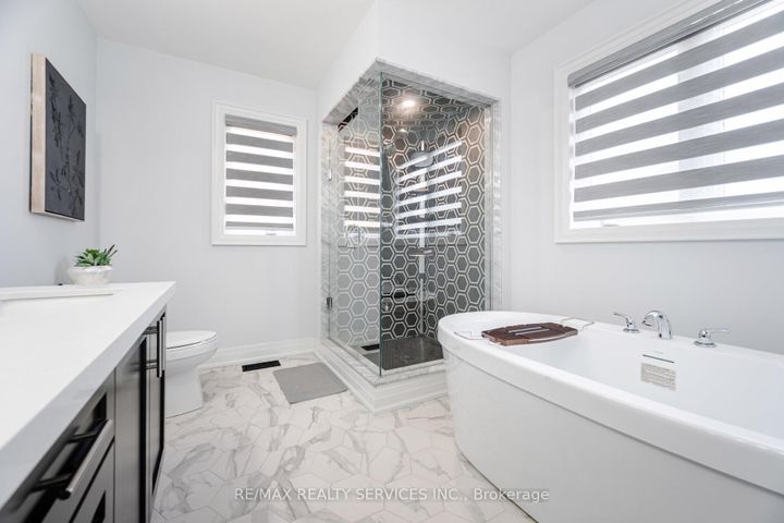Photo 31 at 49 Puffin Crescent, Wellington North, Brampton
