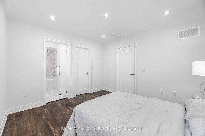 Photo 35 at 49 Puffin Crescent, Wellington North, Brampton