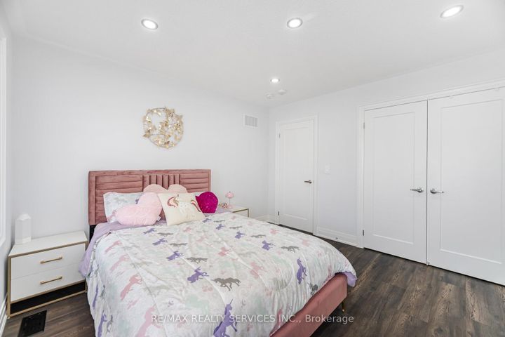 Photo 38 at 49 Puffin Crescent, Wellington North, Brampton