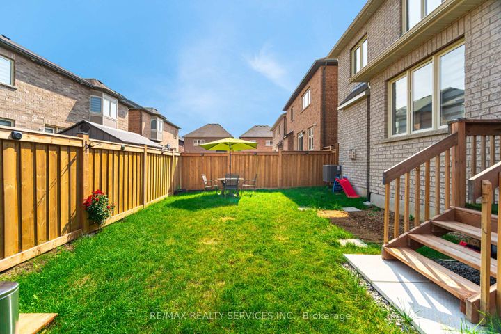 Photo 48 at 49 Puffin Crescent, Wellington North, Brampton