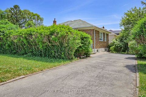 Photo 14 at 43 Boem Avenue, Maryvale, Toronto