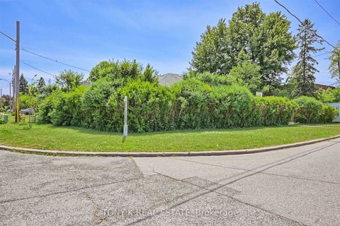 Photo 15 at 43 Boem Avenue, Maryvale, Toronto Photo 15 at 43 Boem Avenue, Maryvale, Toronto