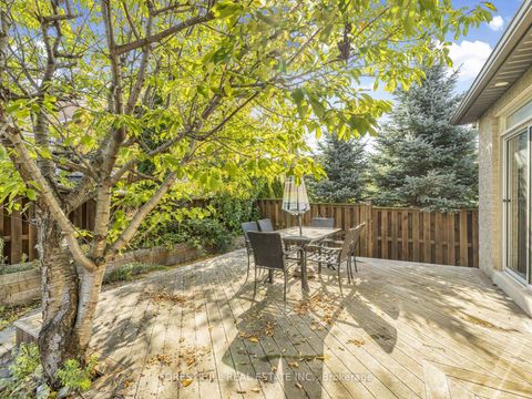 Photo 5 at 122 Pieta Place, Vellore Village, Vaughan Photo 5 at 122 Pieta Place, Vellore Village, Vaughan