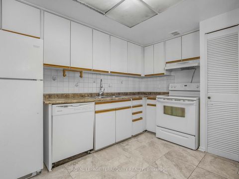 Photo 10 at 1209 - 5 Old Sheppard Avenue, Pleasant View, Toronto