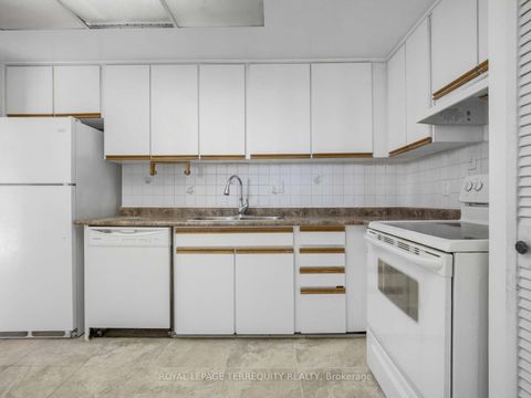 Photo 11 at 1209 - 5 Old Sheppard Avenue, Pleasant View, Toronto