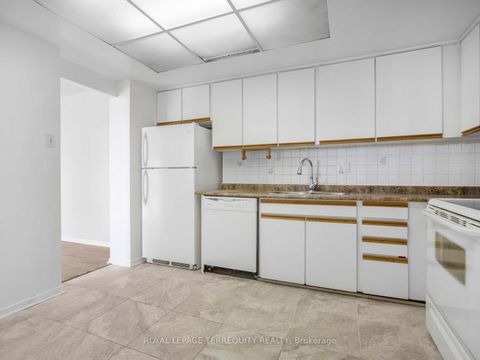Photo 12 at 1209 - 5 Old Sheppard Avenue, Pleasant View, Toronto