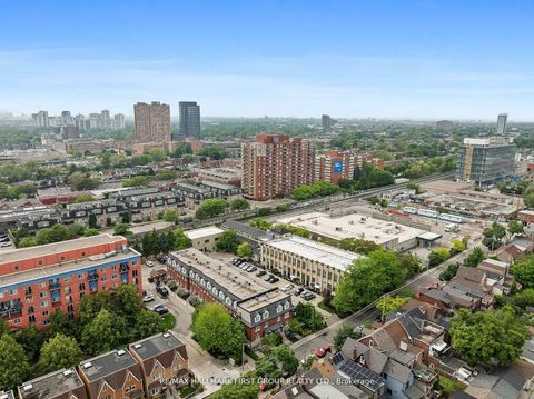 Photo 35 at 102 - 262 St. Helens Avenue, Dufferin Grove, Toronto