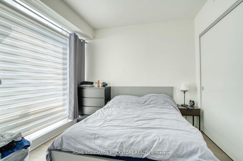 Photo 14 at 1306 - 1 Bloor Street E, Yonge Corridor, Toronto Photo 14 at 1306 - 1 Bloor Street E, Yonge Corridor, Toronto